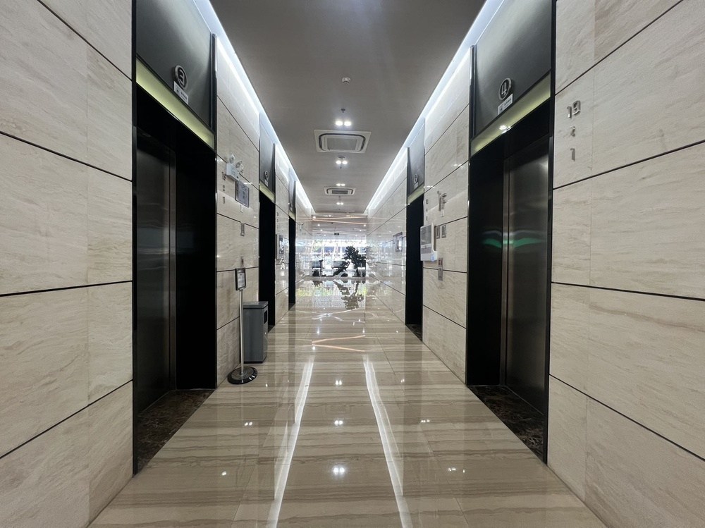 电梯厅1